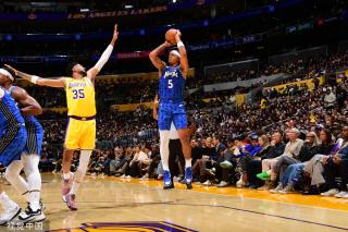 仅仅休整两 仅仅休整两